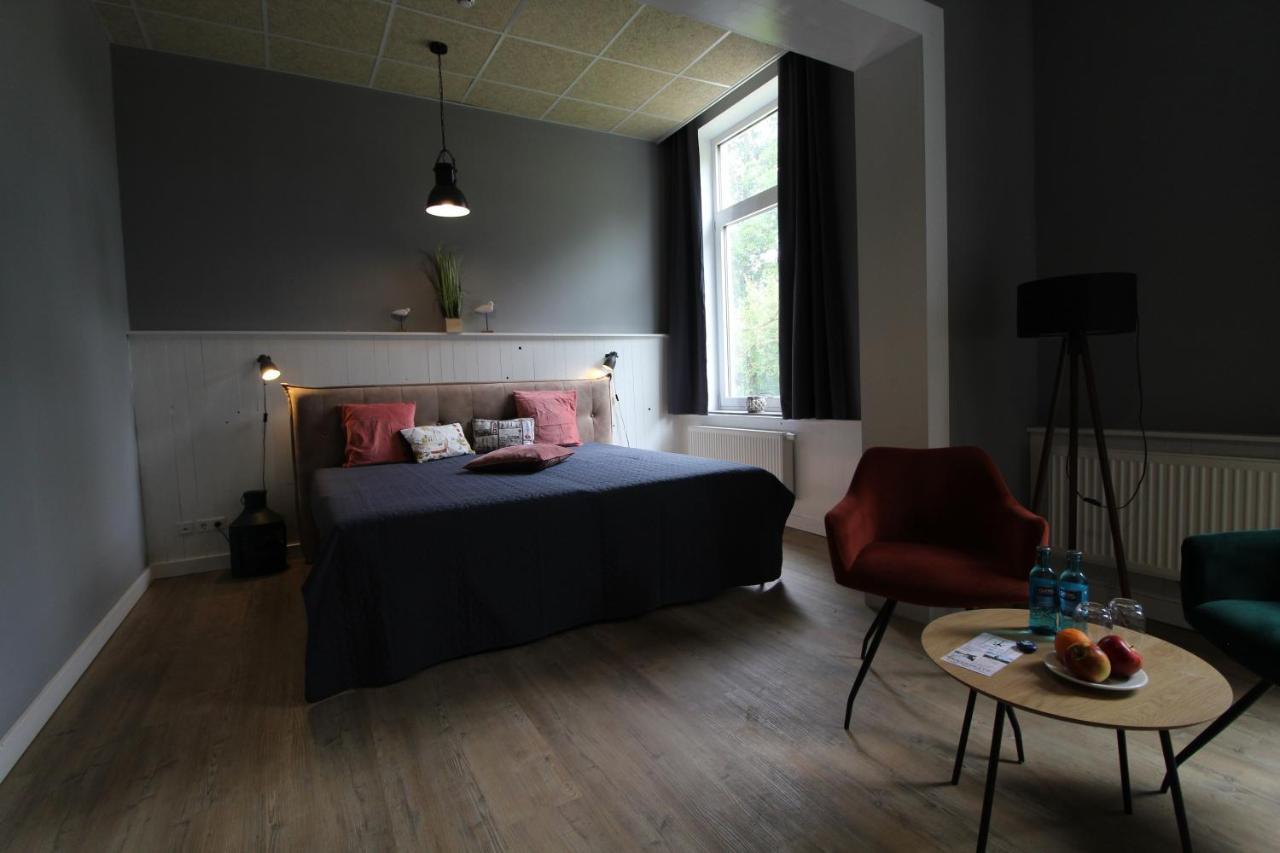 Hotel Alte Navigationsschule Rhauderfehn Extérieur photo
